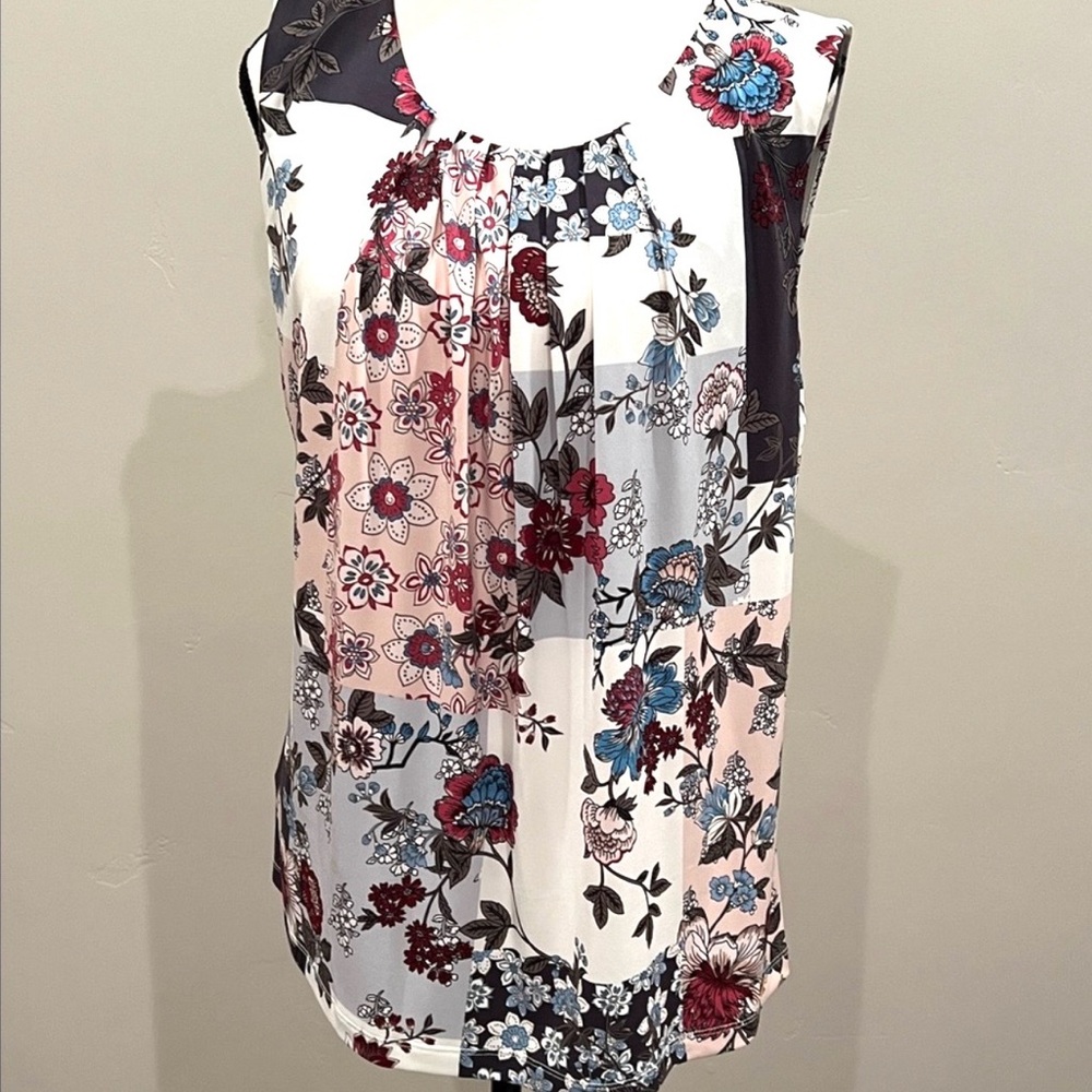 🆕Calvin Klein Floral sleeveless top women’s size 1X